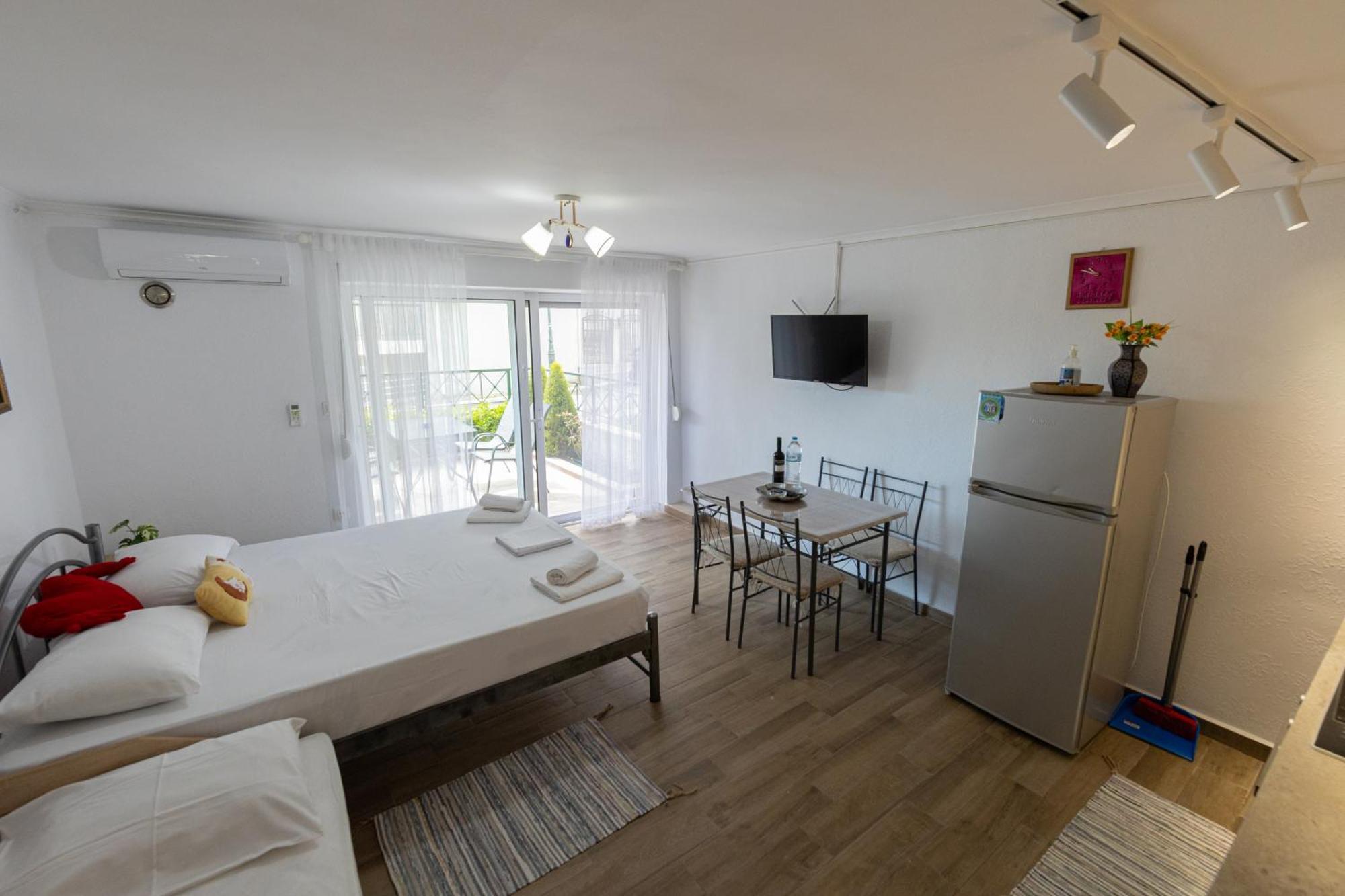 Toli Apartments Kallithea  ภายนอก รูปภาพ